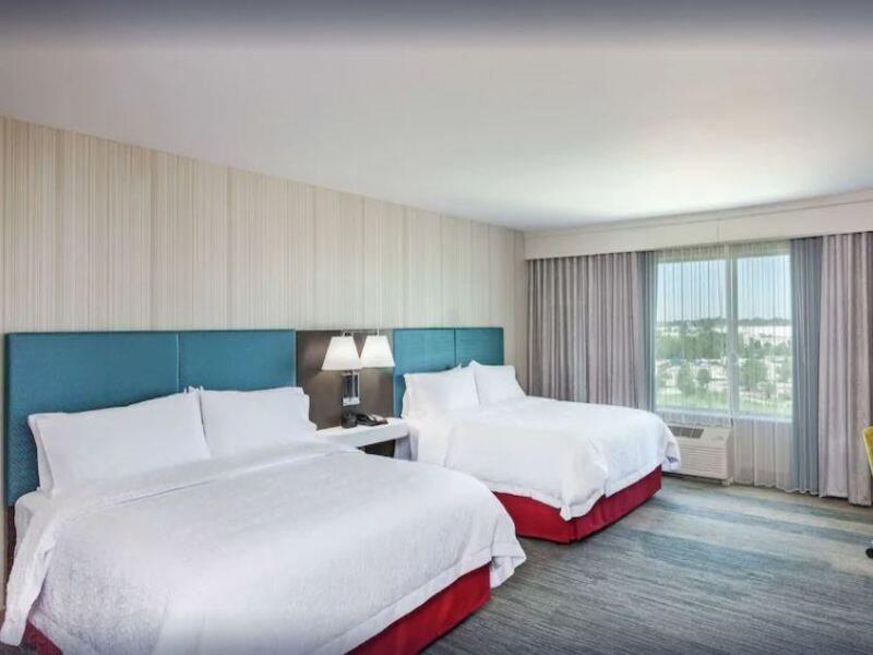 Hampton Inn Gardner Екстериор снимка